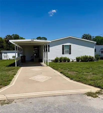 $198,000 | 13519 Woodland Drive, Astatula, FL 34705
