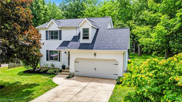 $369,900 | 8680 Forestview Avenue, Mentor, OH 44060