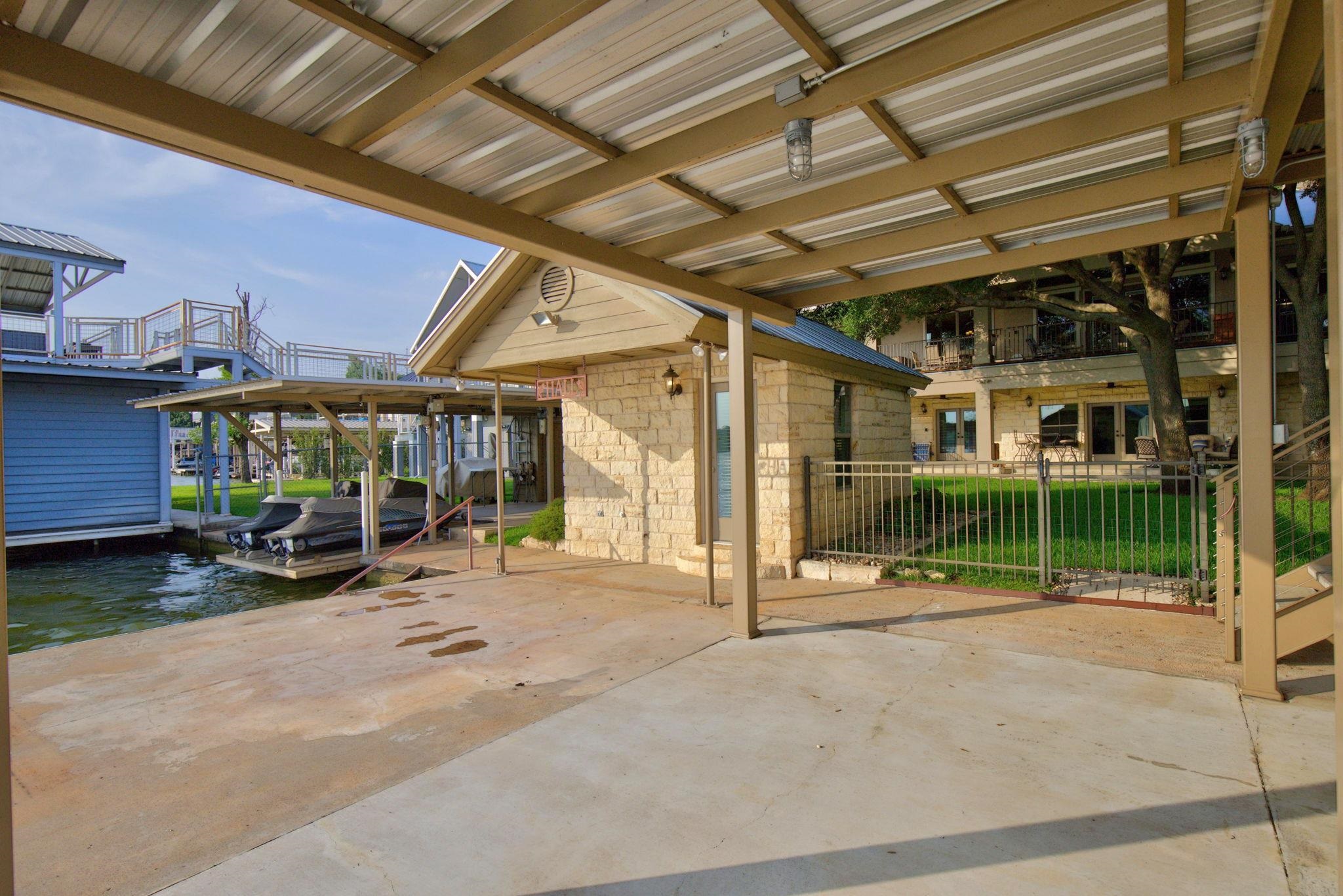 814 Scenic Loop Kingsland, TX 78639 - Photo 22 of 45