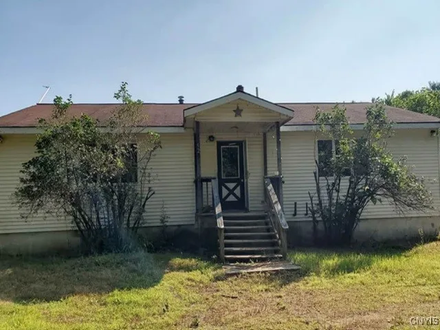 $155,600 | 92 Collignon Lane, Johnsburg, NY 12843