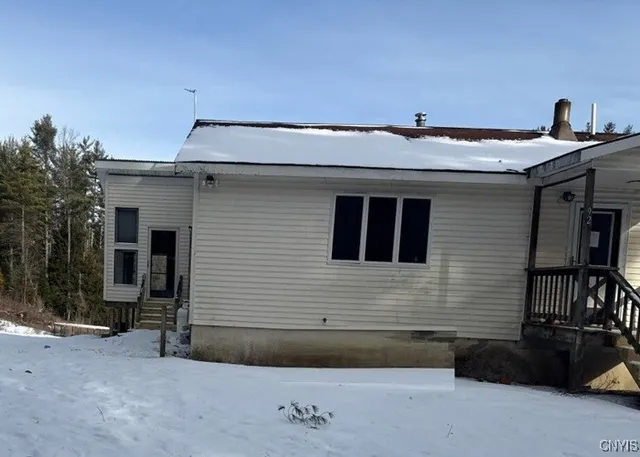 $155,600 | 92 Collignon Lane, Johnsburg, NY 12843