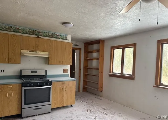 $155,600 | 92 Collignon Lane, Johnsburg, NY 12843