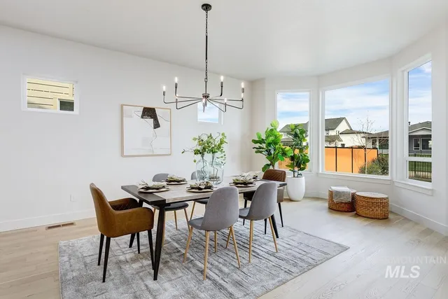 $1,152,114 | 6799 Saddle Bred Way, Star, ID 83669