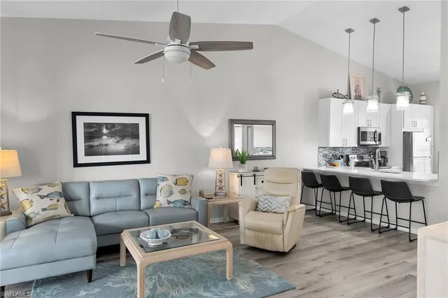 $349,000 | 278 Newport Drive, Unit 207, Naples, FL 34114
