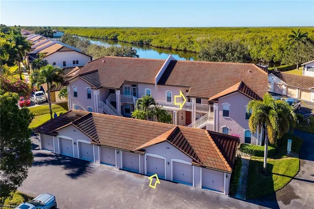 $349,000 | 278 Newport Drive, Unit 207, Naples, FL 34114