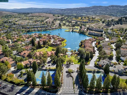 $1,099,000 | 6206 Lakeview Circle, San Ramon, CA 94582
