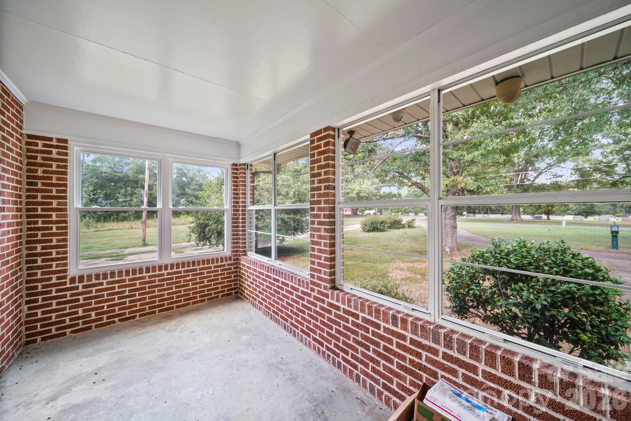 311 Old Nc 277 Loop Road Dallas, NC 28034 - Photo 17 of 20 Gallery Image 17