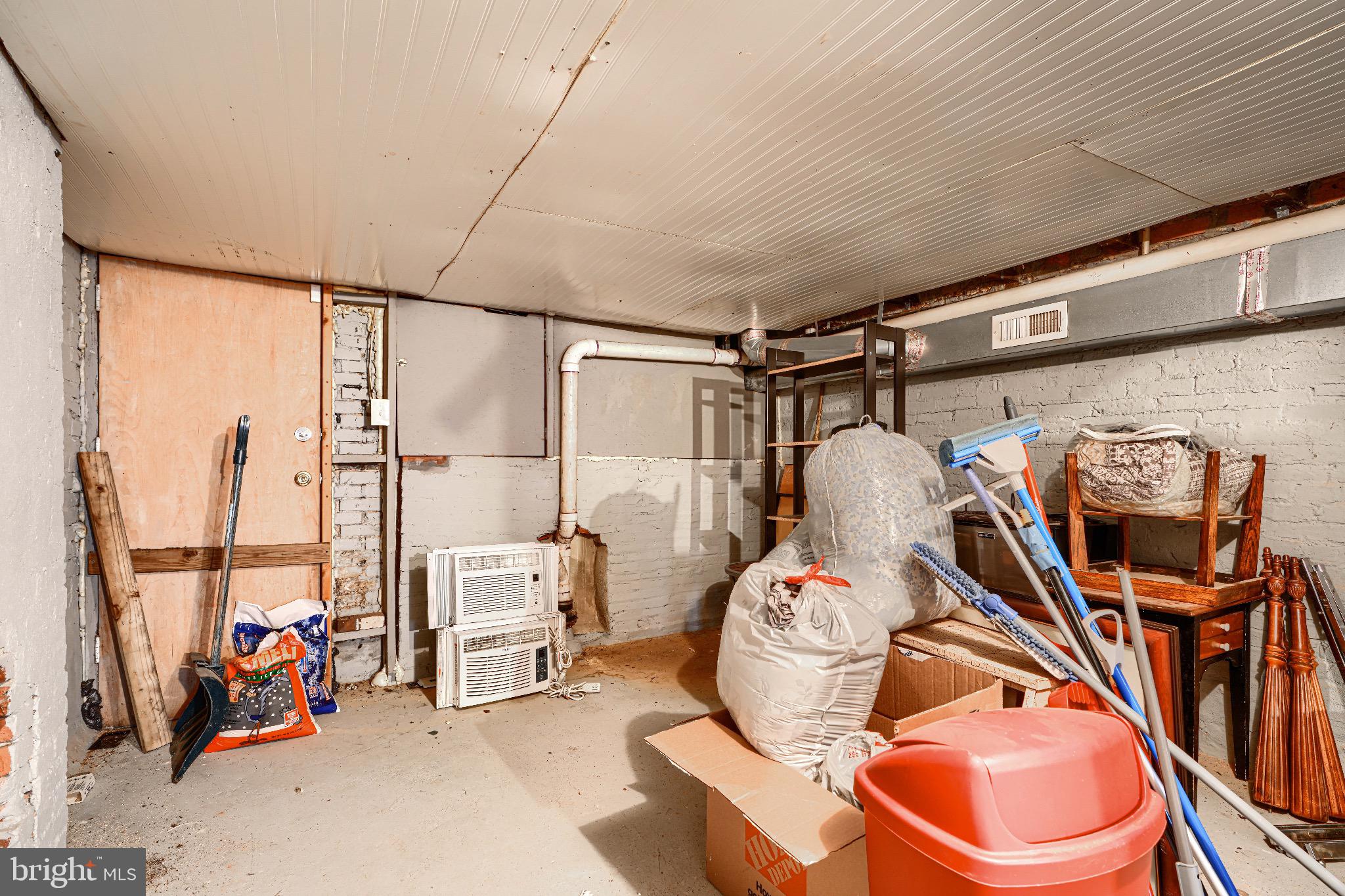 1410 East Oliver Street Baltimore, MD 21213 - Photo 37 of 40