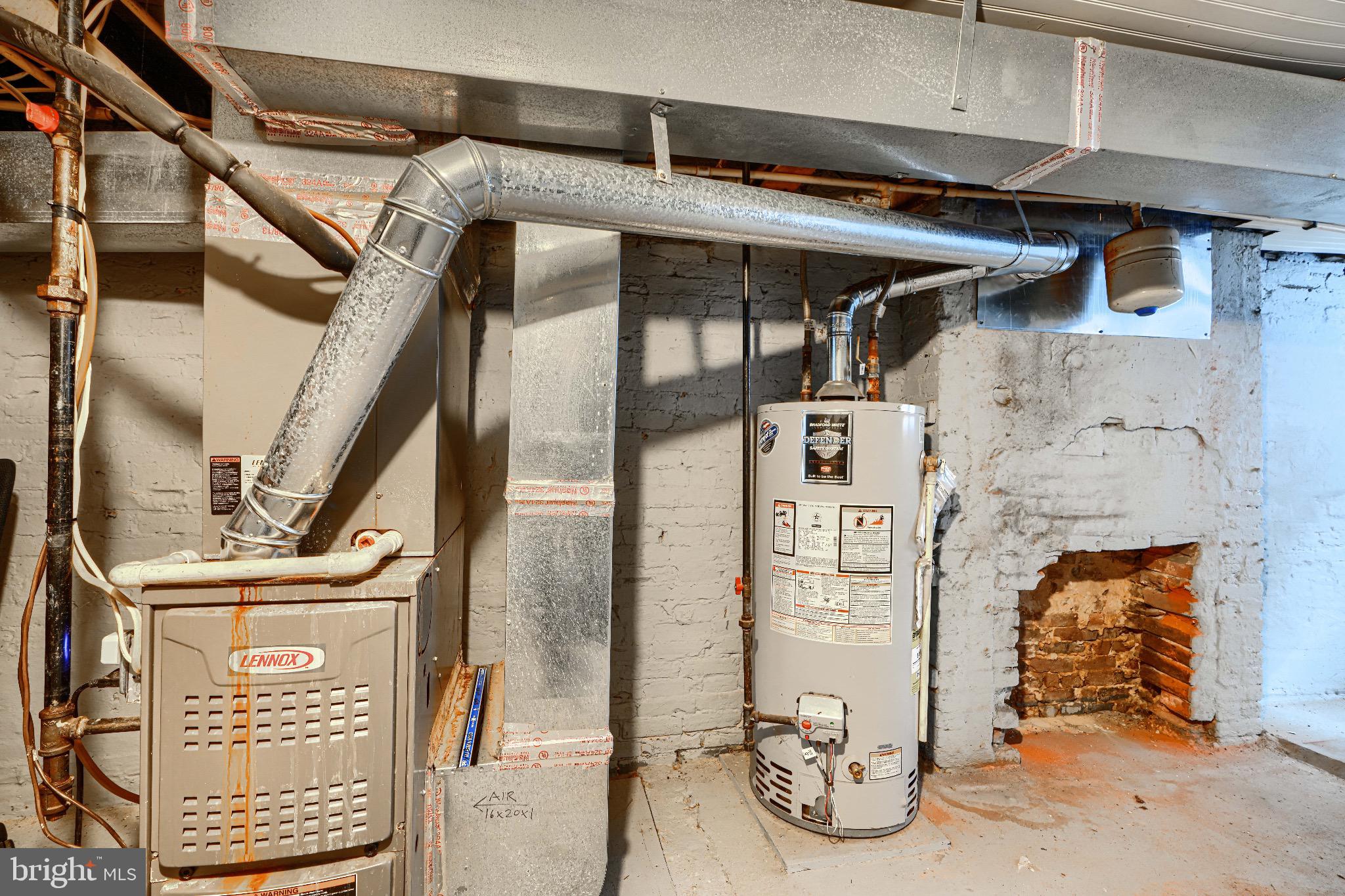 1410 East Oliver Street Baltimore, MD 21213 - Photo 39 of 40 a close view of water heater room