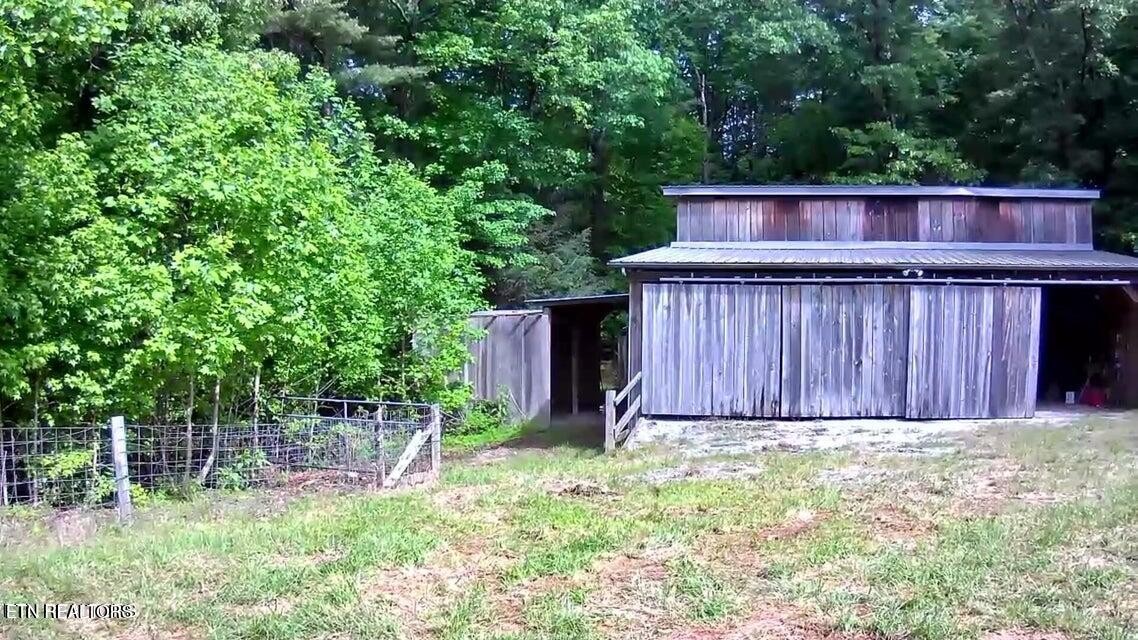 188 Dalton Branch Road Tellico Plains, TN 37385 - Photo 4 of 42