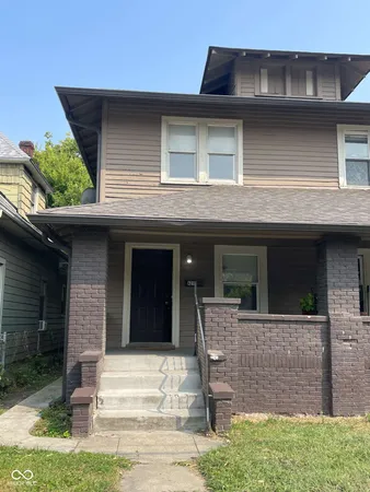 $1,195 | 4212 East Washington Street, Indianapolis, IN 46201