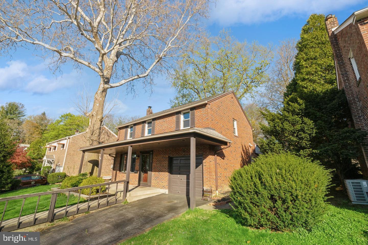289 Friendship Road Drexel Hill, PA 19026 - Photo 2 of 21