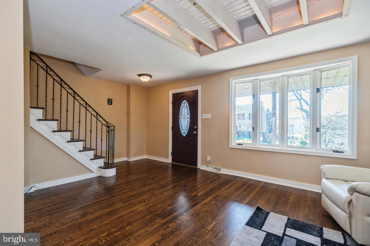 289 Friendship Road Drexel Hill, PA 19026 - Photo 4 of 21