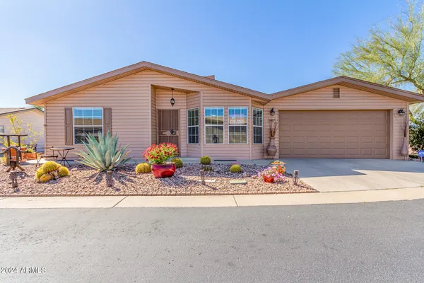 $244,900 | 3301 South Goldfield Road, Unit 1017, Apache Junction, AZ 85119