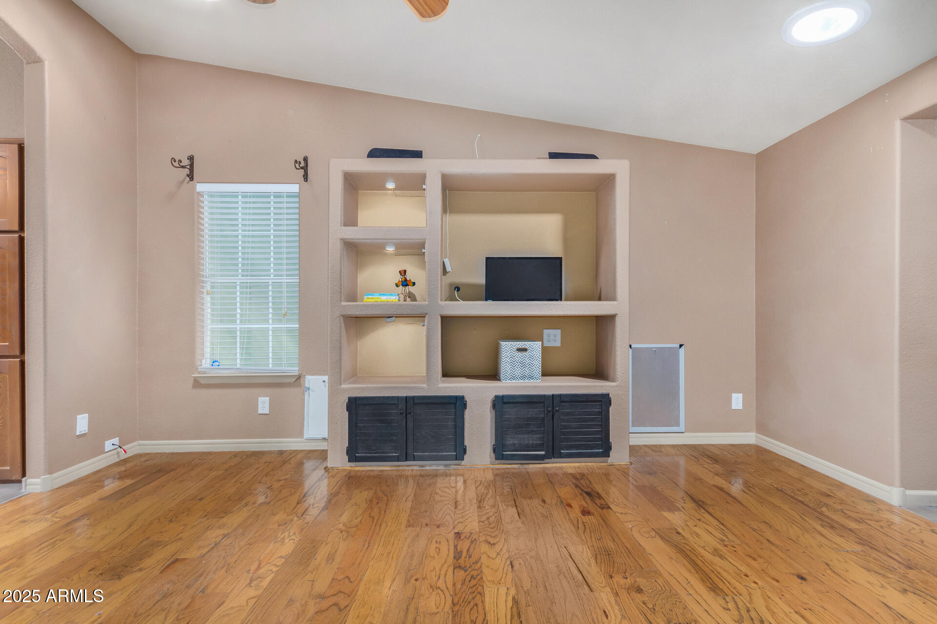 3301 South Goldfield Road, Unit 1017 Apache Junction, AZ 85119 - Photo 6 of 56 3301 S Goldfield Rd Unit 1017