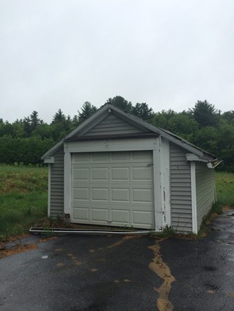 210 Oakham Road Barre, MA 01005 - Photo 6 of 17 front view of a house with a yard