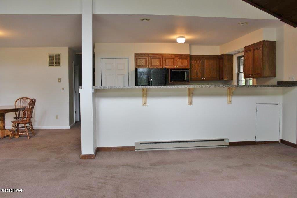 1027 Deer Trail Road Lake Ariel, PA 18436 - Photo 12 of 32 Kitchen/Dining