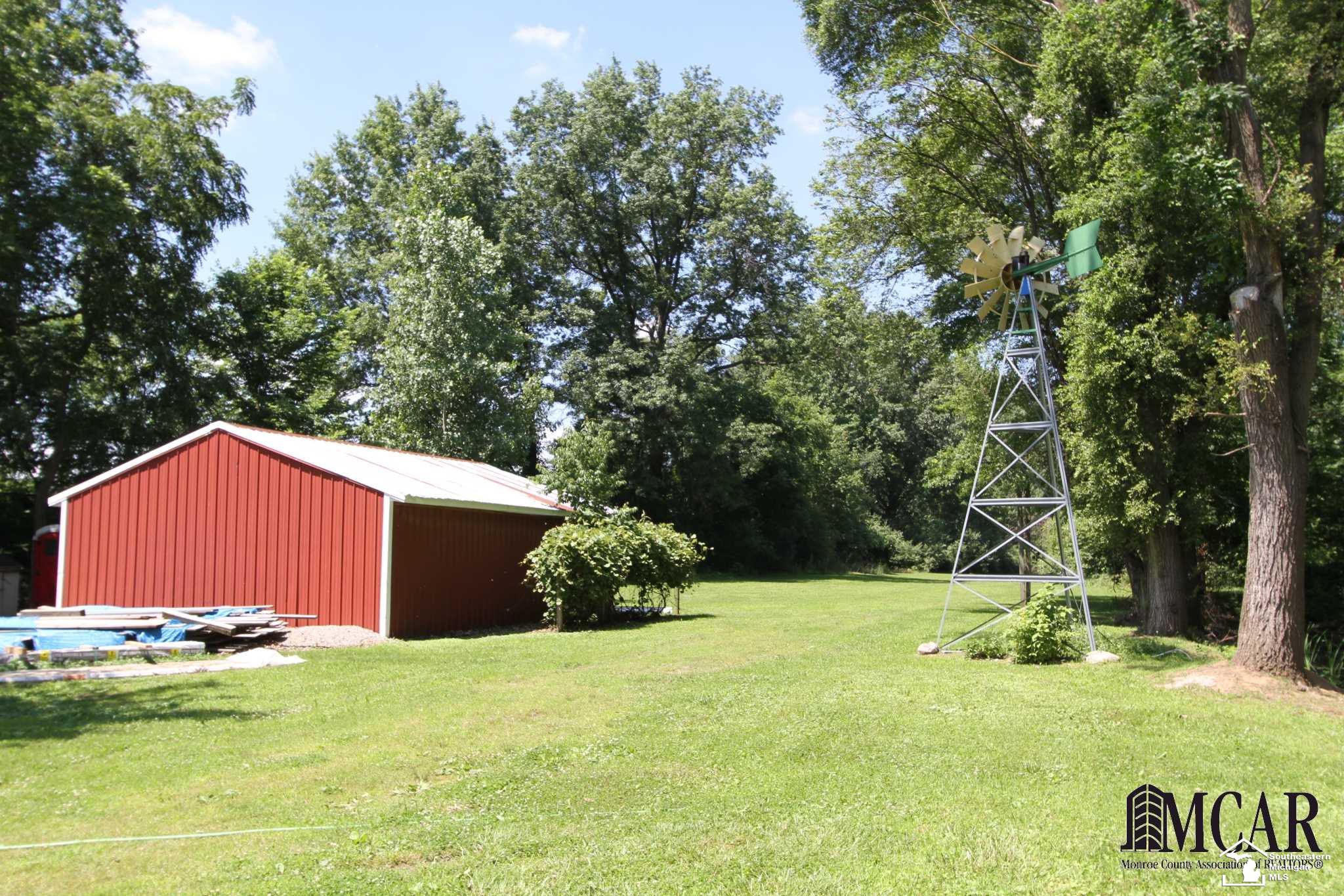 8581 Exeter Road Carleton, MI 48117 - Photo 28 of 31 Gallery Image 28