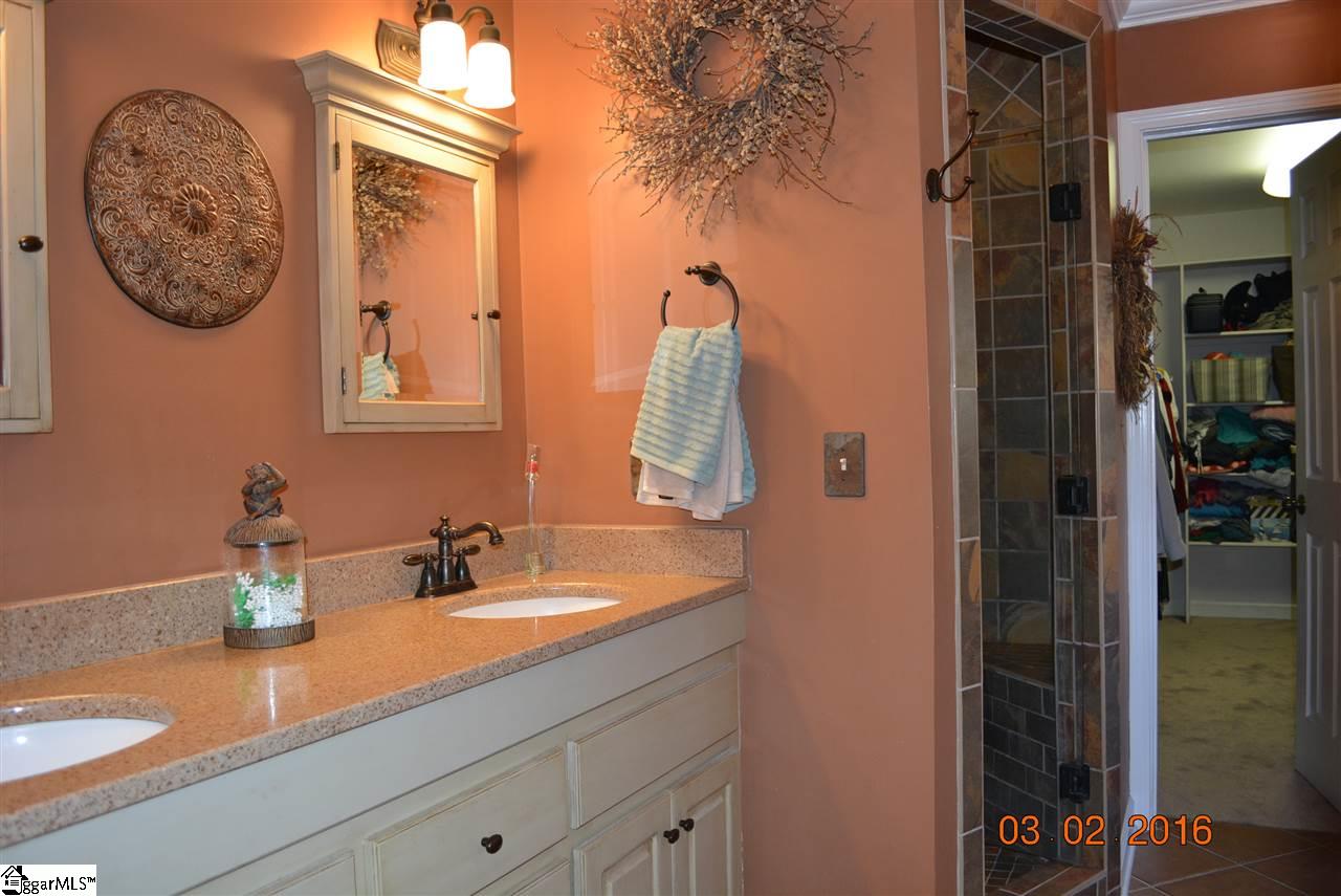 323 Shadow Ridge Circle Simpsonville, SC 29681 - Photo 22 of 36 Gallery Image 22
