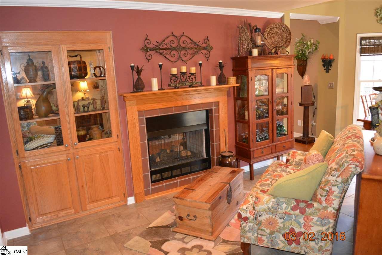 323 Shadow Ridge Circle Simpsonville, SC 29681 - Photo 28 of 36 Gallery Image 28