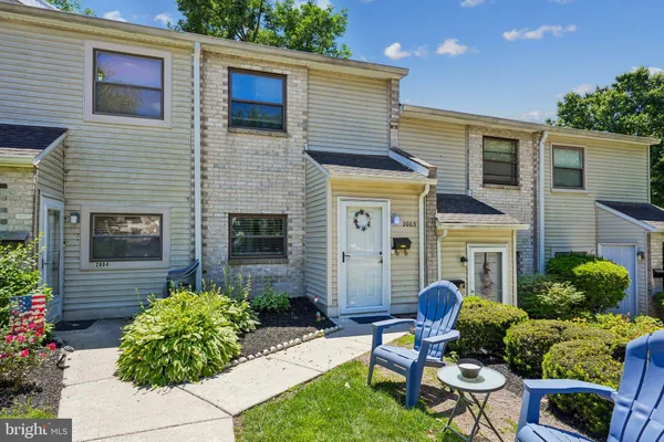 $289,900 | 2003 Valley Drive, Unit 2003, West Chester, PA 19382