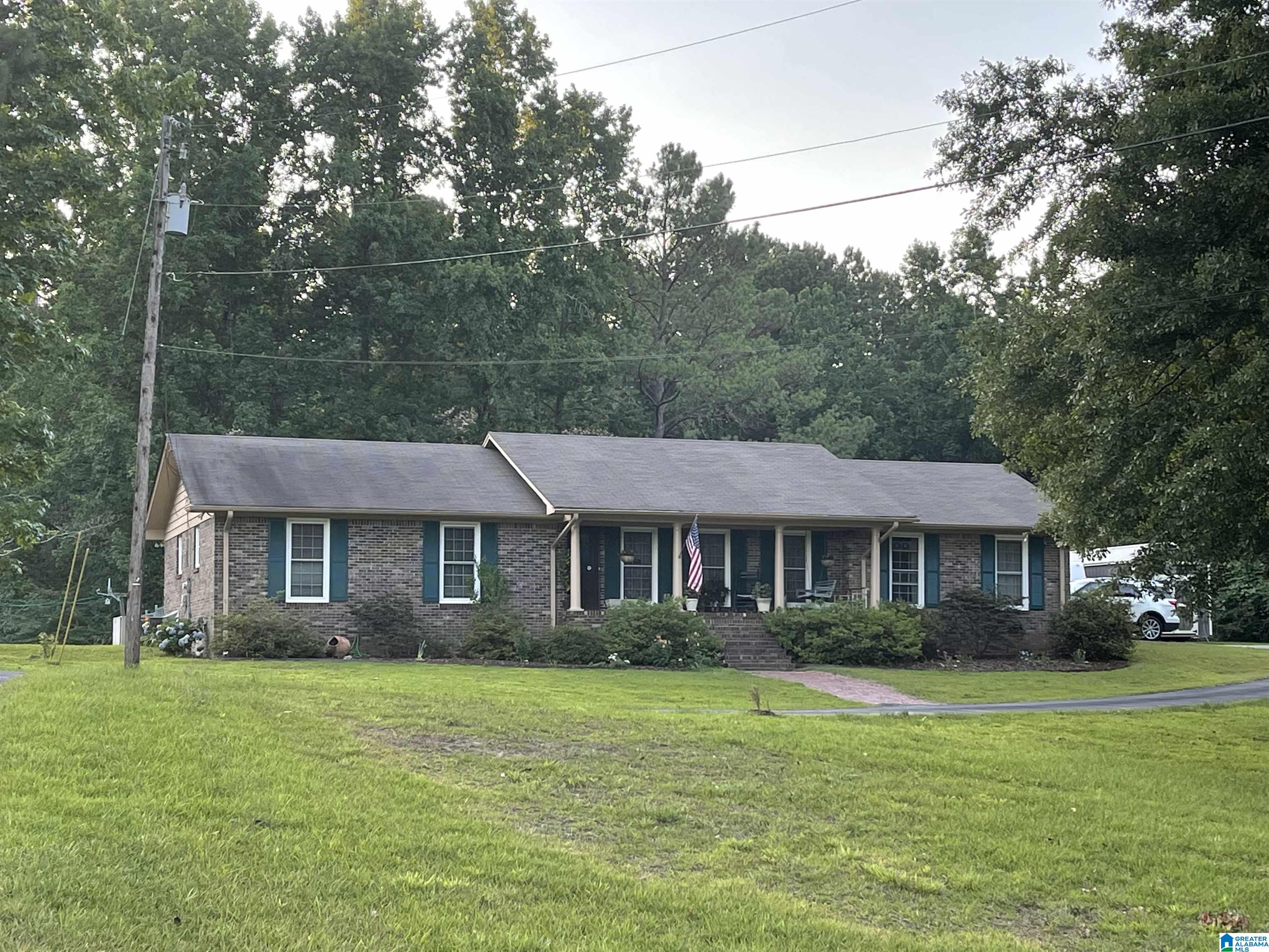 1233 Highway 440 Chelsea, AL 35043 - Photo 1 of 5