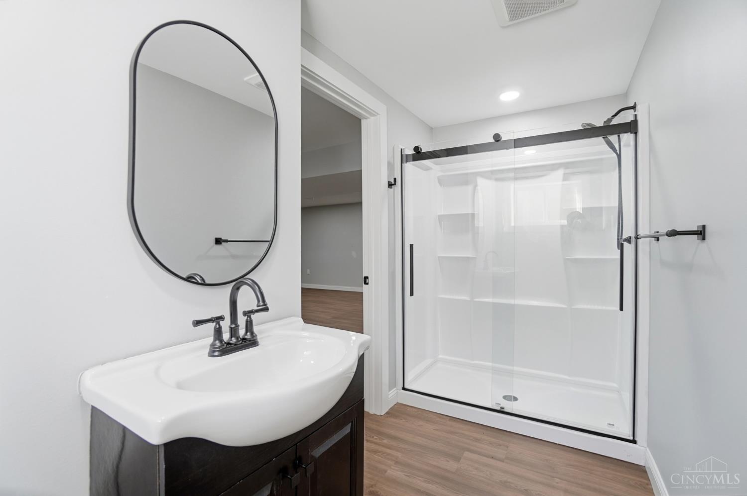 5668 Haubner Road Cincinnati, OH 45247 - Photo 45 of 58