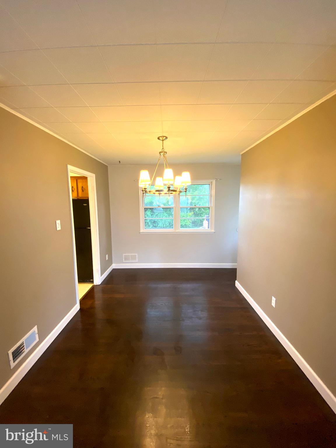 1826 Ridgewick Road Glen Burnie, MD 21061 - Photo 11 of 27 Gallery Image 11