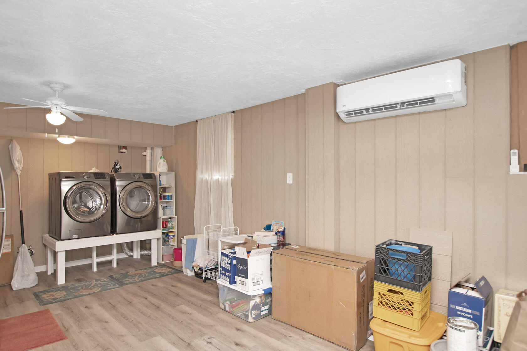 80 Seagate Boulevard Key Largo, FL 33037 - Photo 38 of 46 a view of a livingroom with washer and dryer