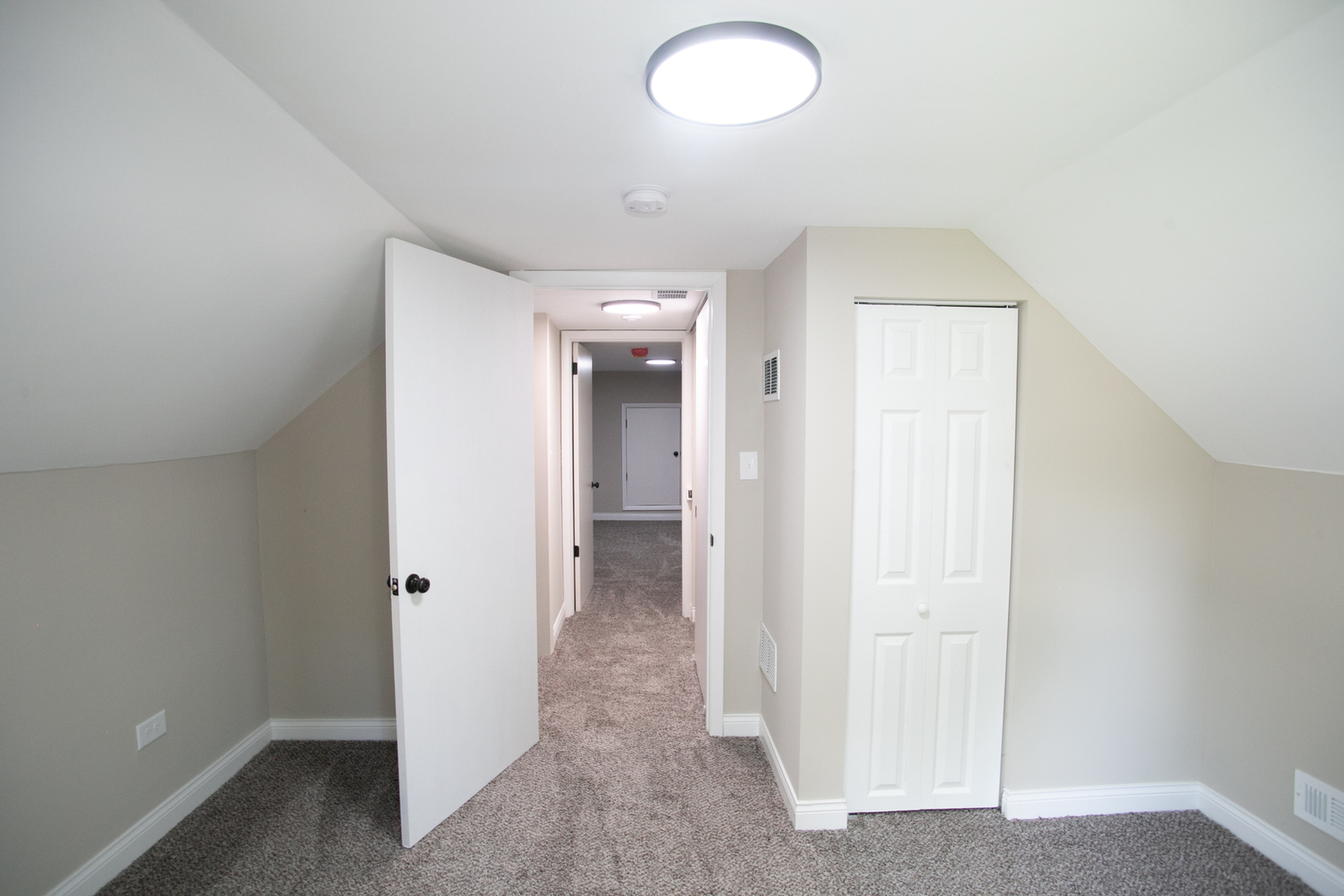 6000 Birmingham Street Chicago Ridge, IL 60415 - Photo 21 of 23 wooden floor in a room