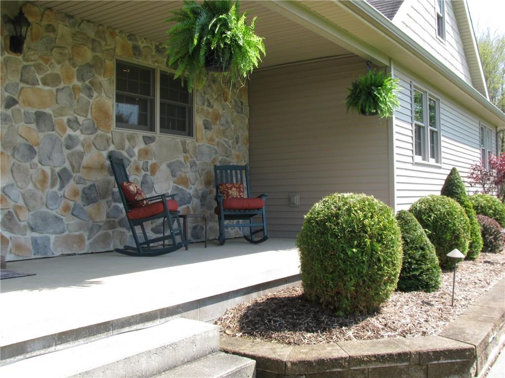 153 North Good Hope Road Greenville, PA 16125 - Photo 3 of 25 Front porch
