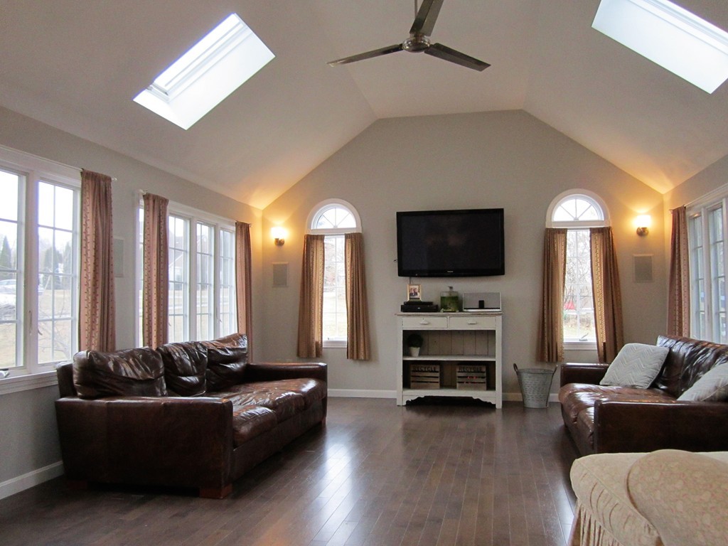 5 Clearview Road Rutland, MA 01543 - Photo 2 of 30