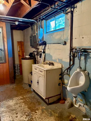 $119,900 | 908 East Melbourne Avenue, Peoria, IL 61603