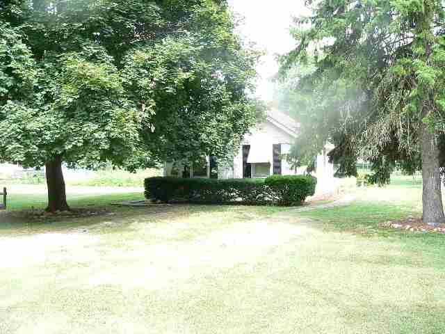 208 South Locust Street Lacon, IL 61540 - Photo 1 of 8 Gallery Image 1