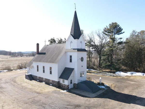 $125,000 | W14755 Old Highway 10, Fairchild, WI 54741