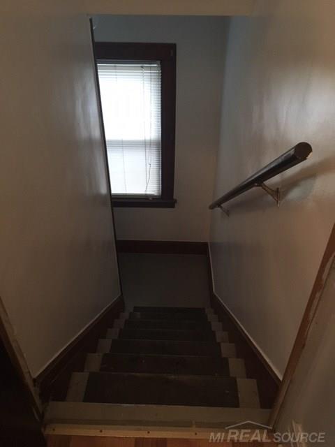 1050 Wayburn Street Grosse Pointe, MI 48230 - Photo 23 of 27