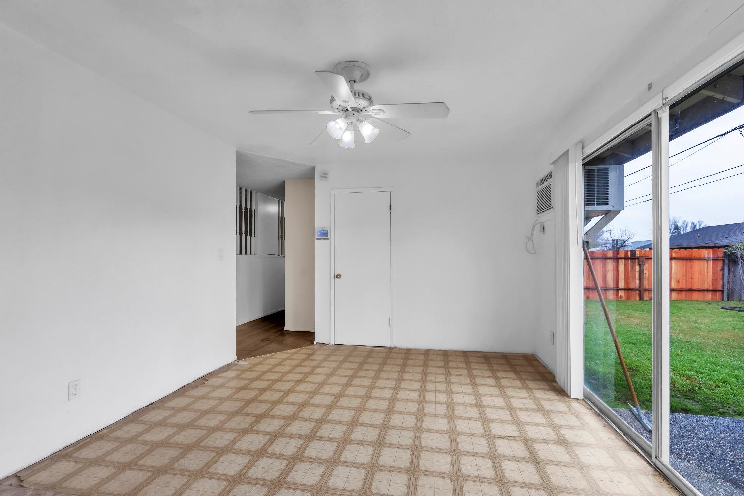 7323 Springman Street Sacramento, CA 95822 - Photo 16 of 17