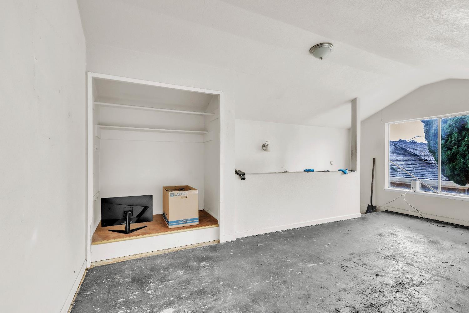 7323 Springman Street Sacramento, CA 95822 - Photo 9 of 17