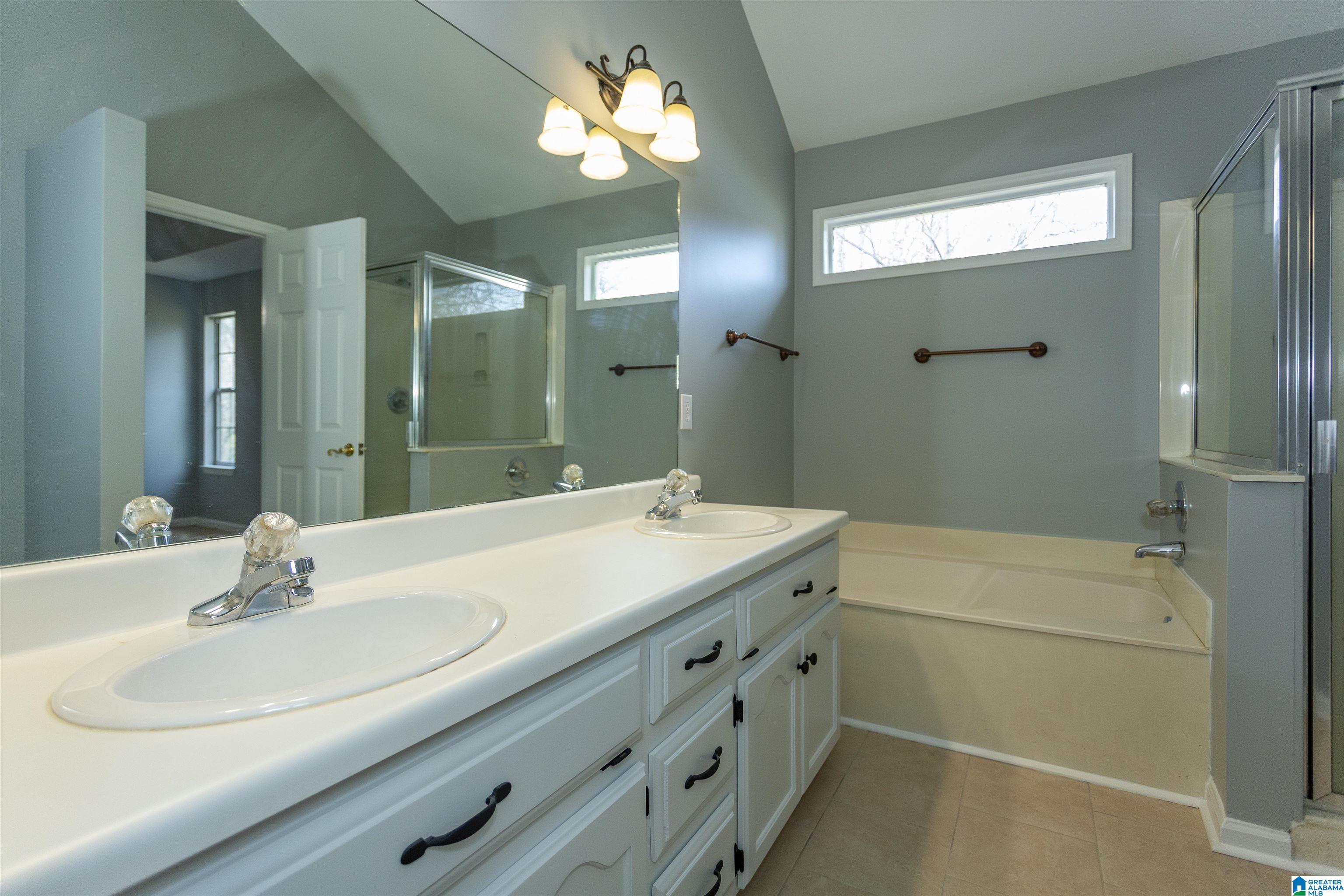 1636 Eastern Valley Road Bessemer, AL 35022 - Photo 14 of 28