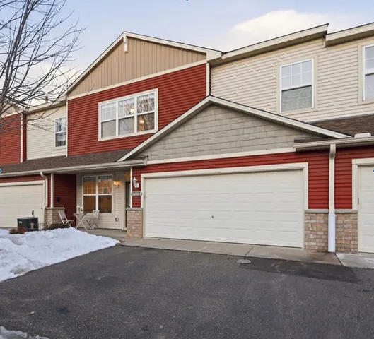$225,000 | 15652 Emerald Drive North, Unit 3, Hugo, MN 55038