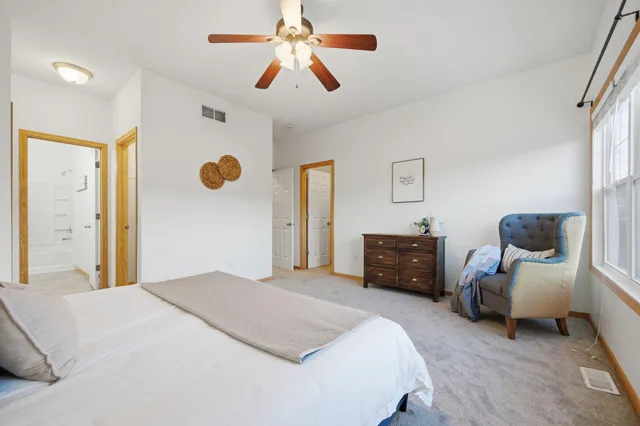 $225,000 | 15652 Emerald Drive North, Unit 3, Hugo, MN 55038