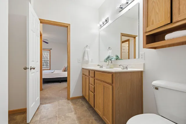 $225,000 | 15652 Emerald Drive North, Unit 3, Hugo, MN 55038