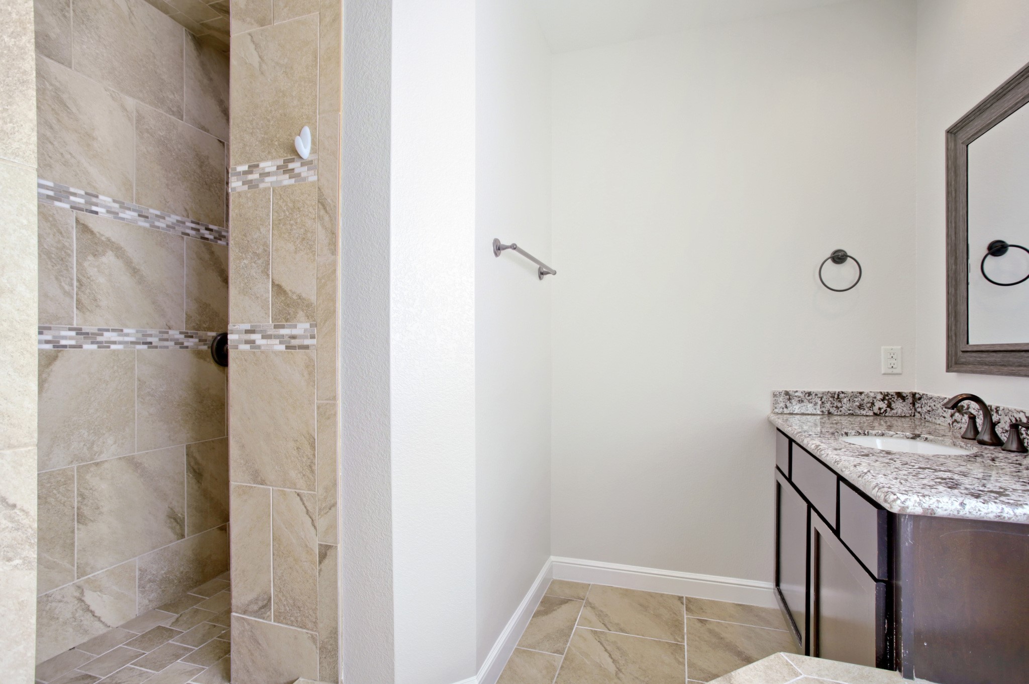 1814 Edwards Street Houston, TX 77007 - Photo 22 of 28 Gallery Image 22