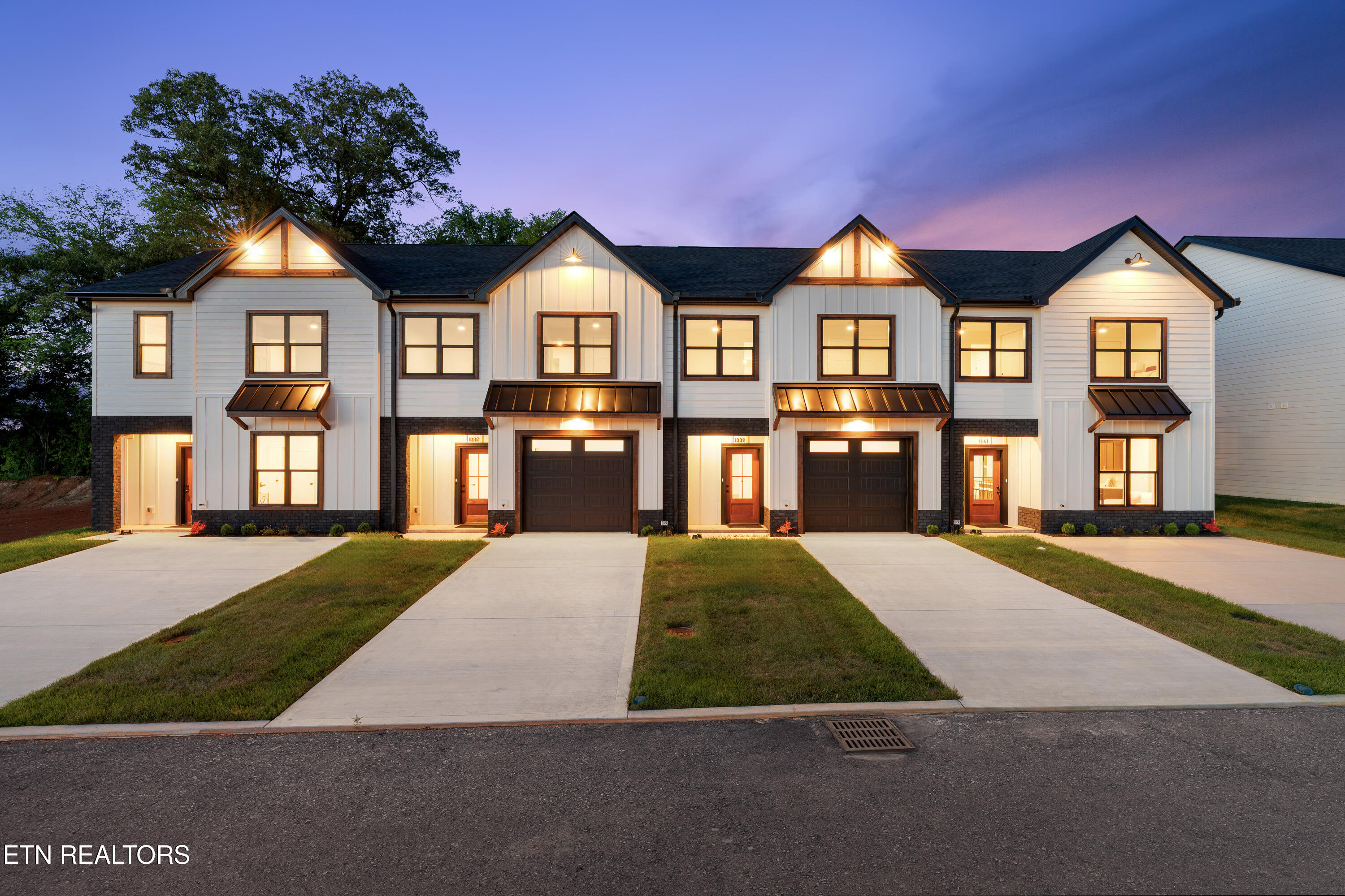 1335 Grace Ridge Drive Sevierville, TN 37862 - Photo 51 of 53 Twilight 1335 - 1341-1