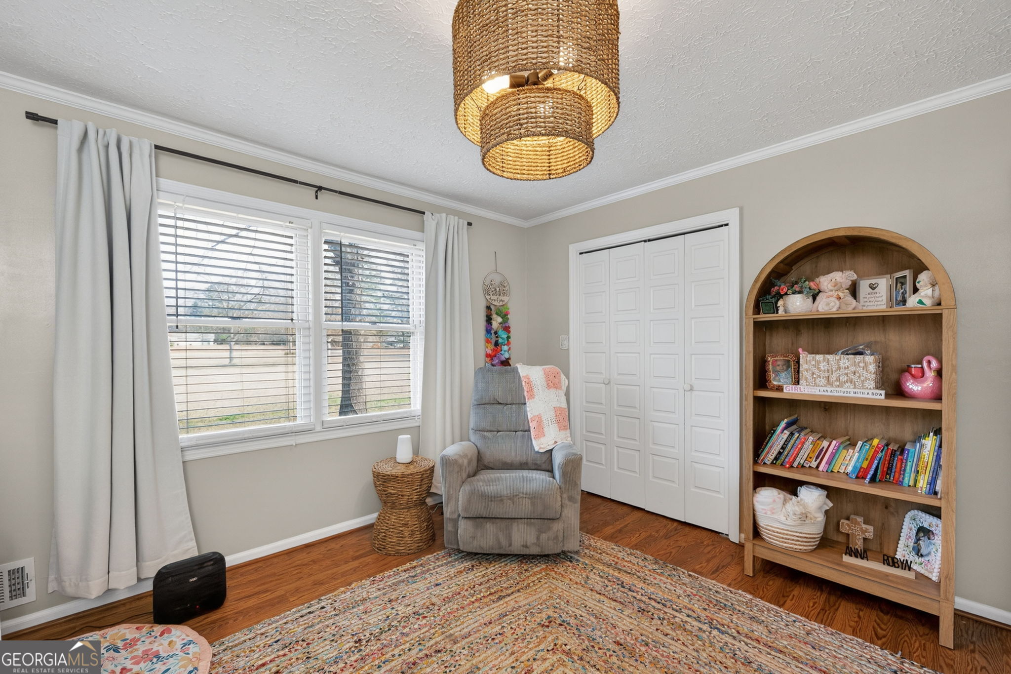 119 Old Town Road Gray, GA 31032 - Photo 22 of 39 a living room with furniture and a window