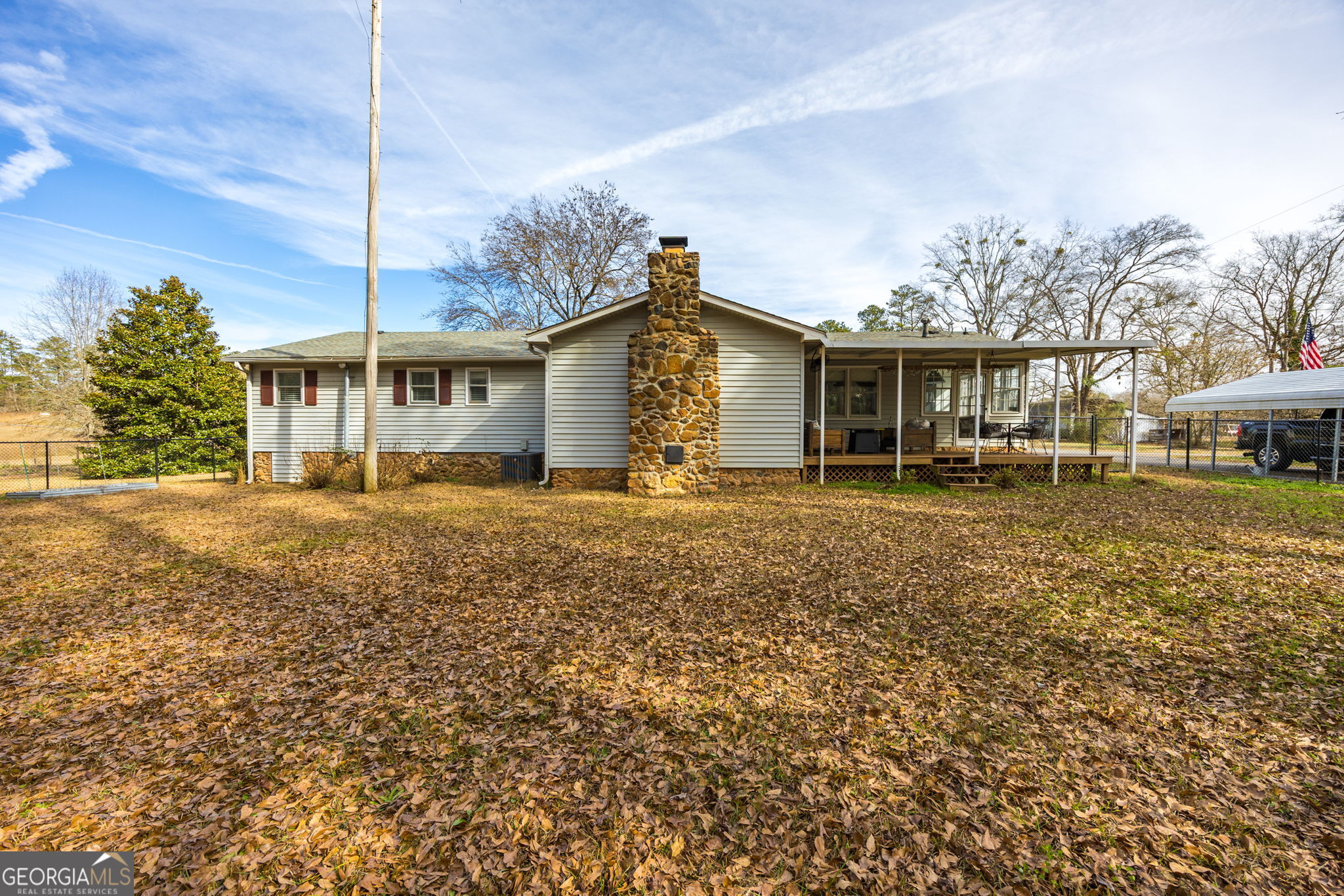119 Old Town Road Gray, GA 31032 - Photo 32 of 39 a front view of house with yard and trees around