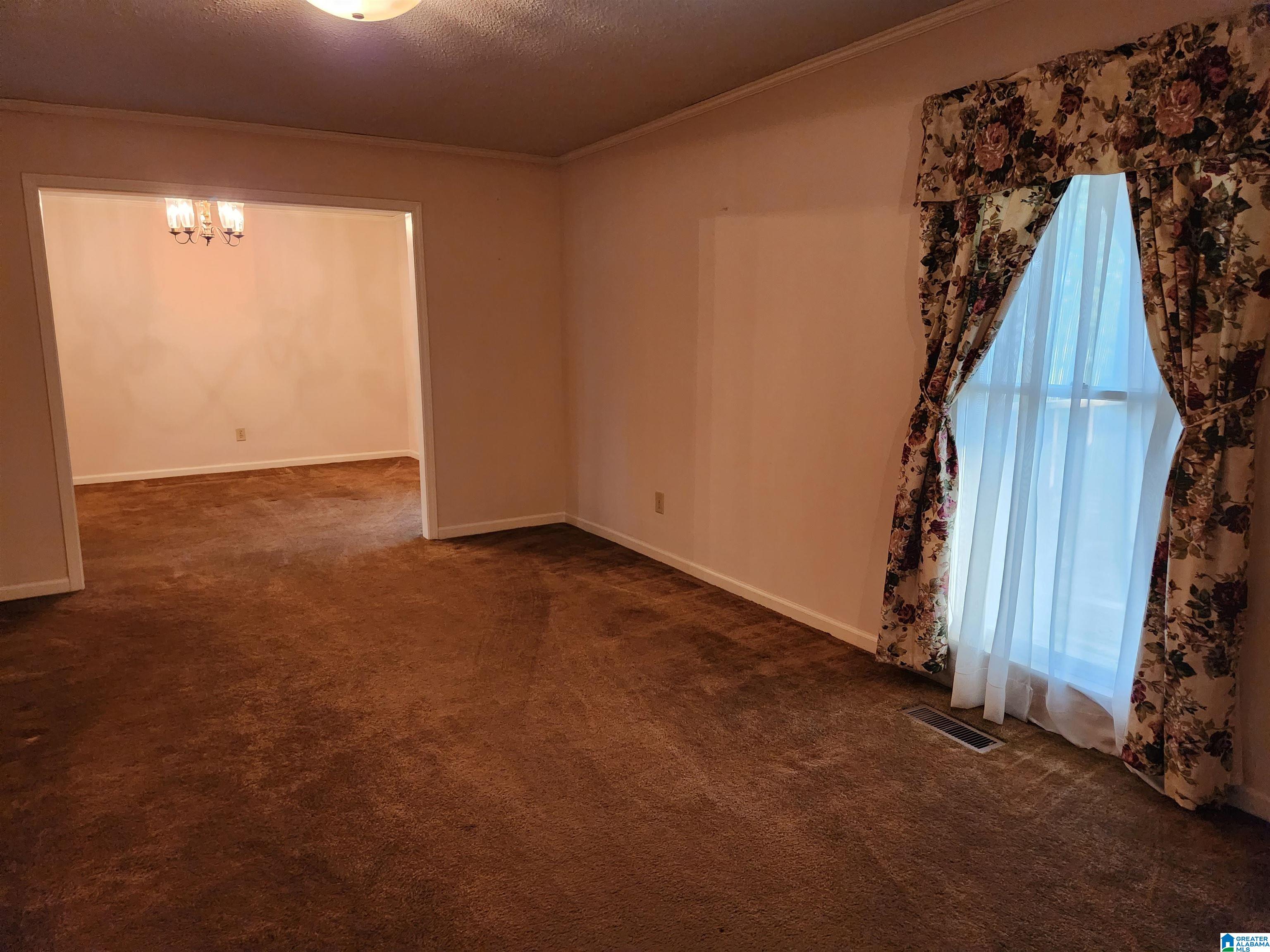 1411 Mission Hills Road Alabaster, AL 35007 - Photo 4 of 50