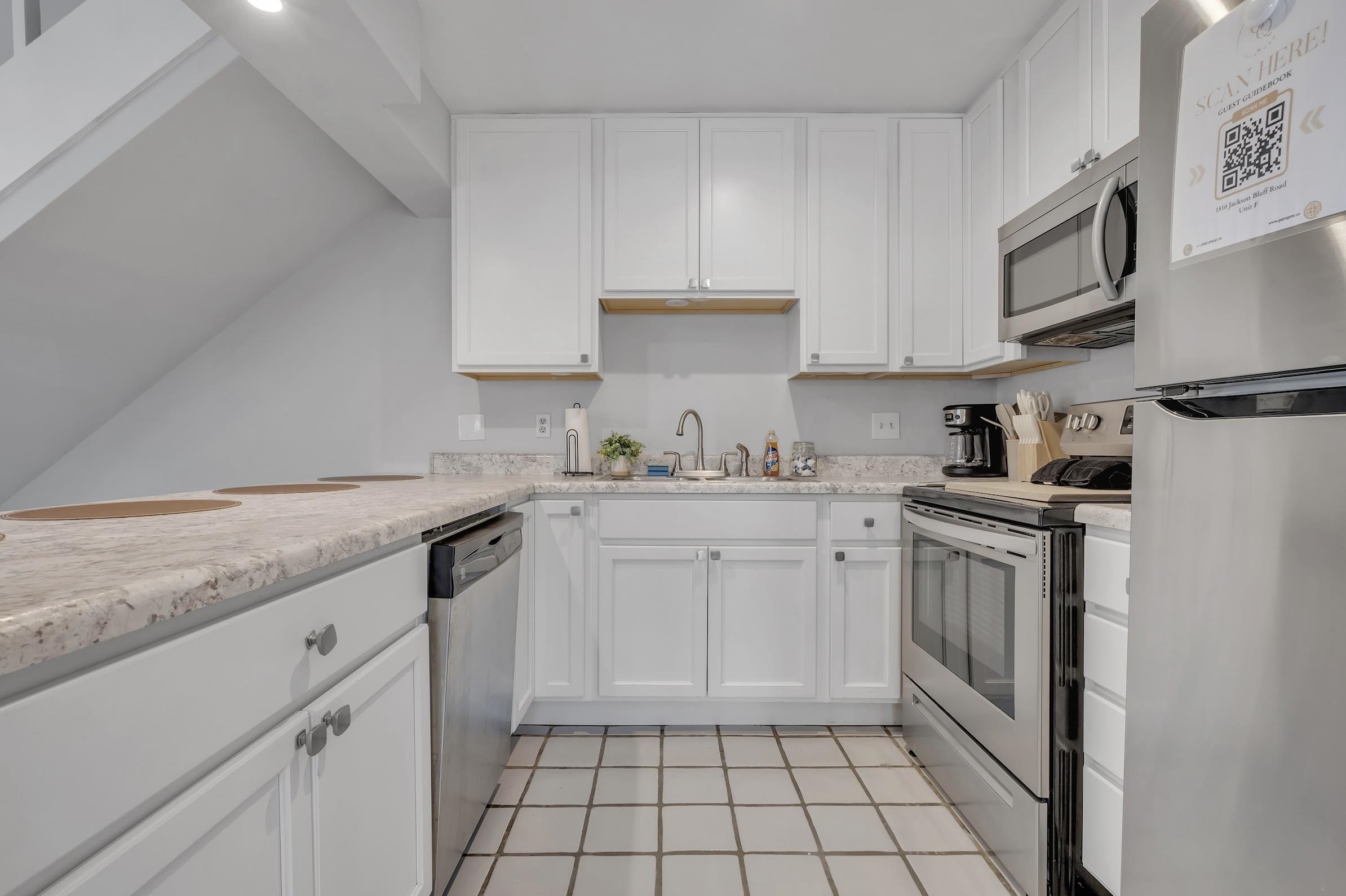 1816 Jackson Bluff Road, Unit F Tallahassee, FL 32304 - Photo 15 of 21