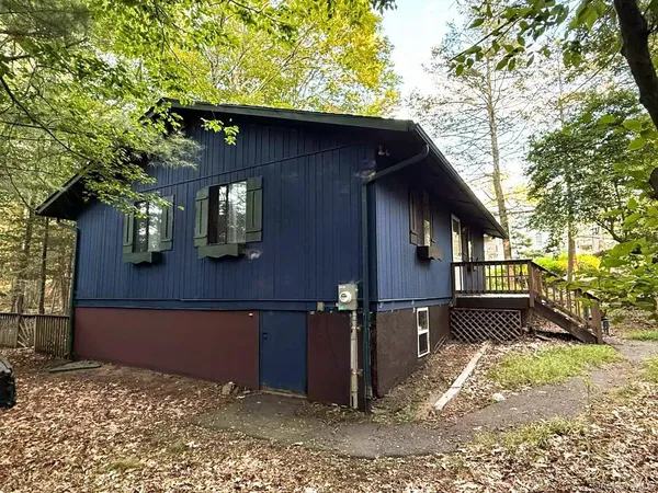 $269,900 | 9 Cardiff Lane, Rock Hill, NY 12775
