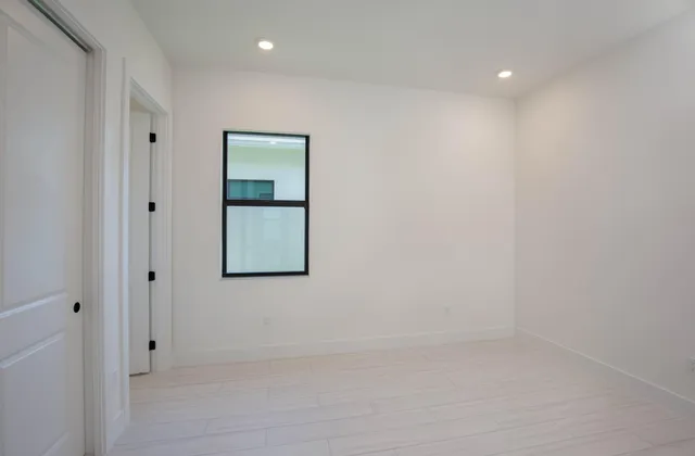 $5,750 | 5576 Captiva Lane, Westlake, FL 33470